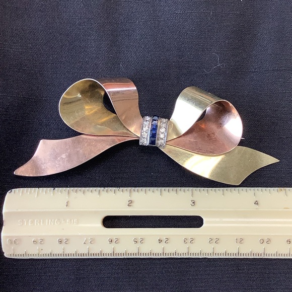 Ribbon brooch - Picture 1 of 2